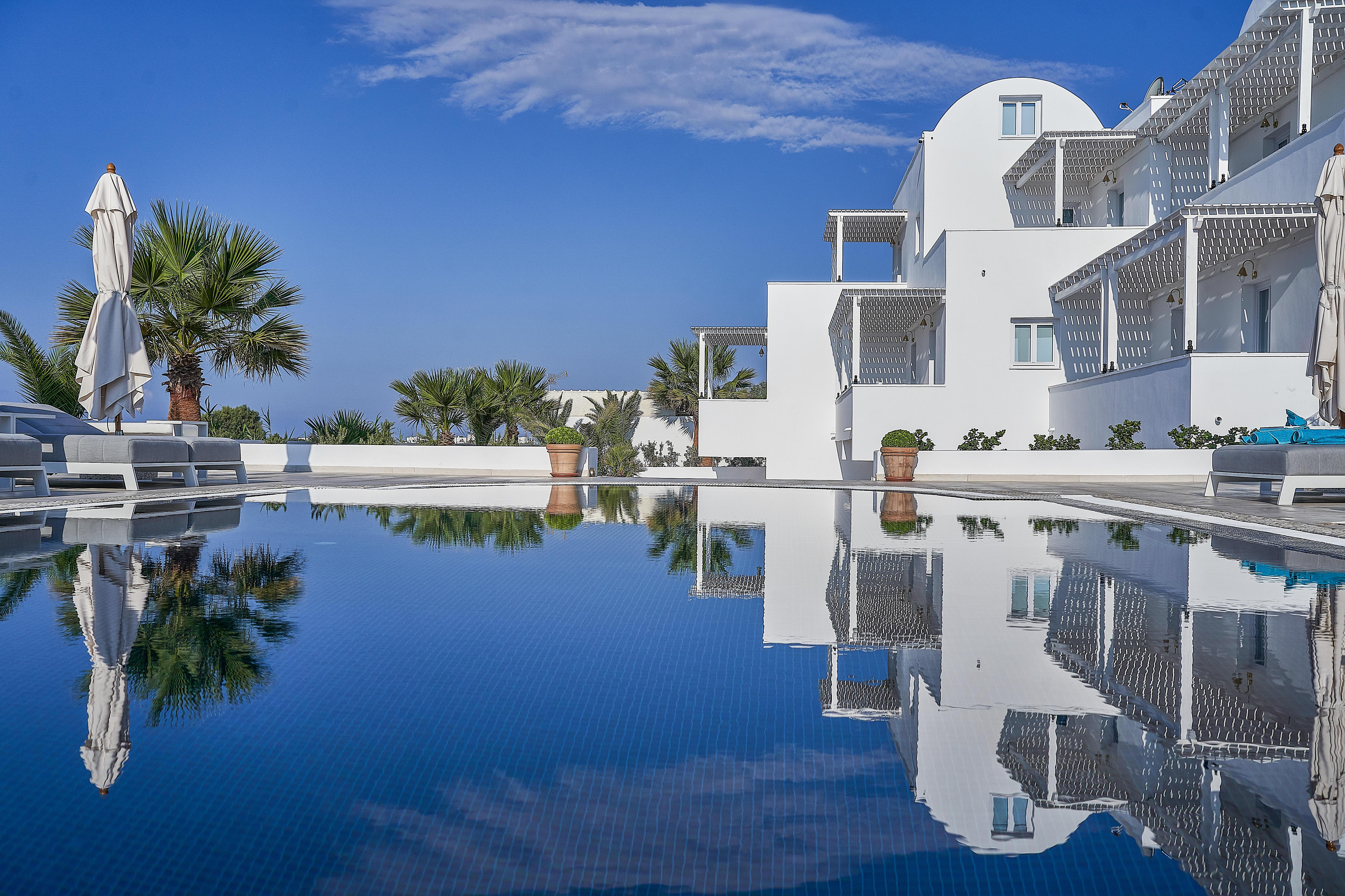 Petri 2* Agios Georgios (Santorini)